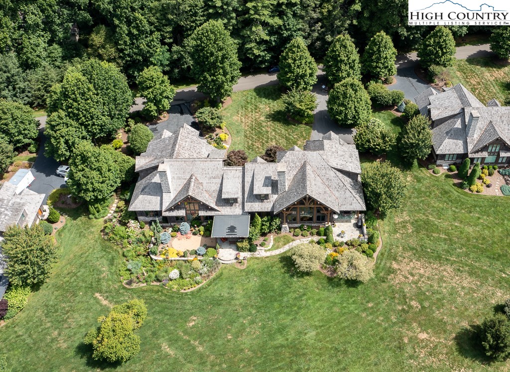 800 Turtle Creek Drive, Unit 4B Boone, NC 28607 - Photo 43 of 45 an aerial view of residential houses with outdoor space and trees all around