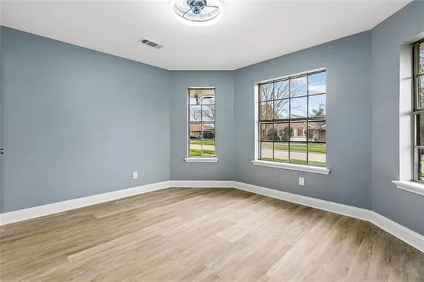 $270,000 | 3200 Lakewood Drive, Violet, LA 70092