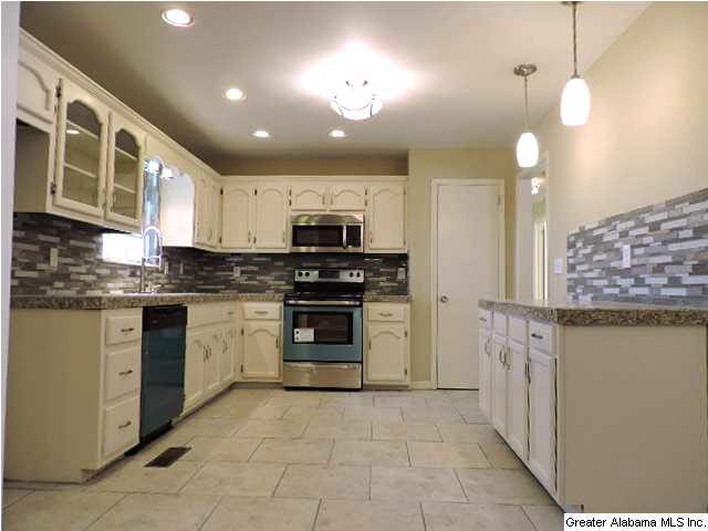 928 Rustic Drive Birmingham, AL 35214 - Photo 10 of 23