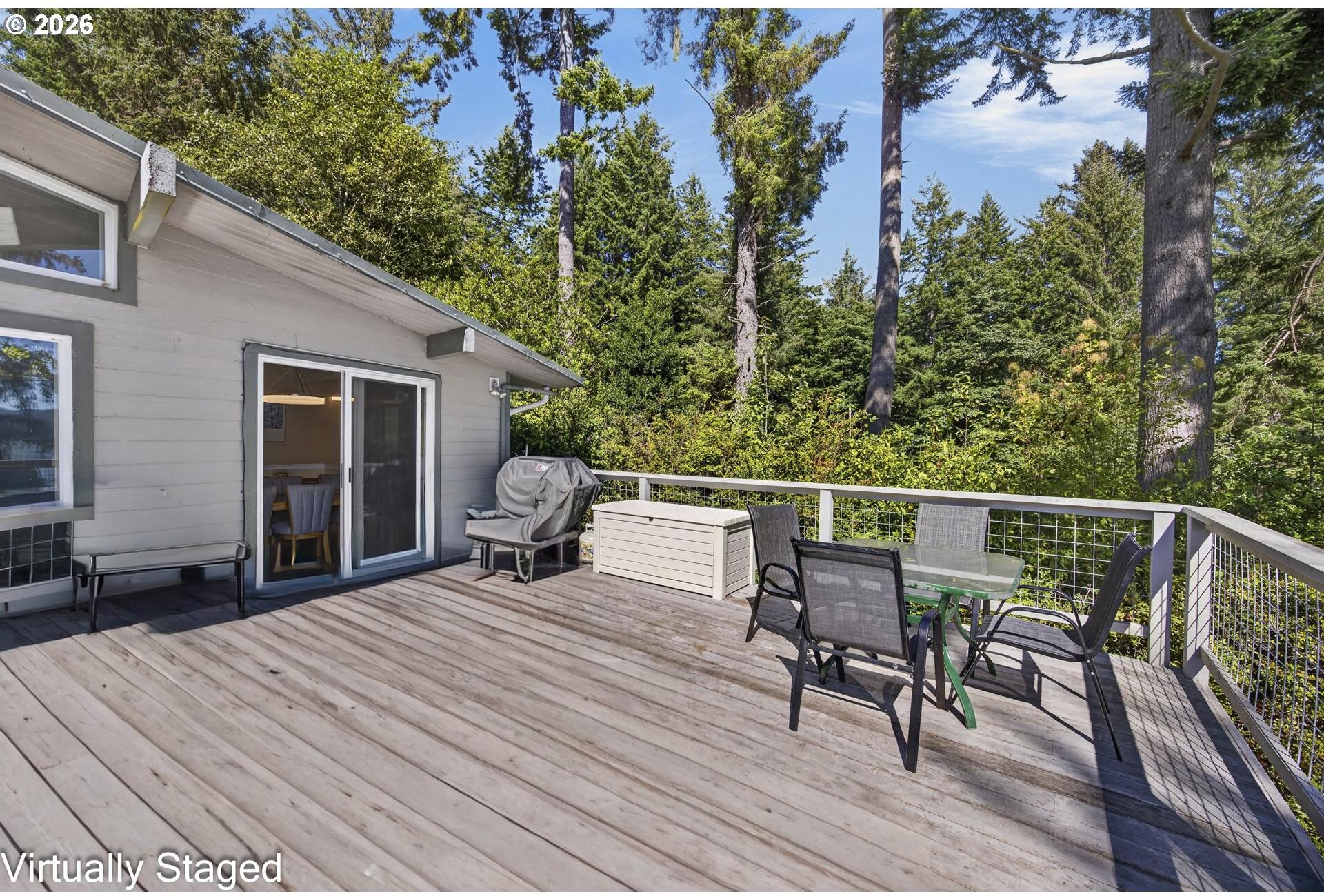 83179 Clear Lake Road Florence, OR 97439 - Photo 8 of 40 Gallery Image 8
