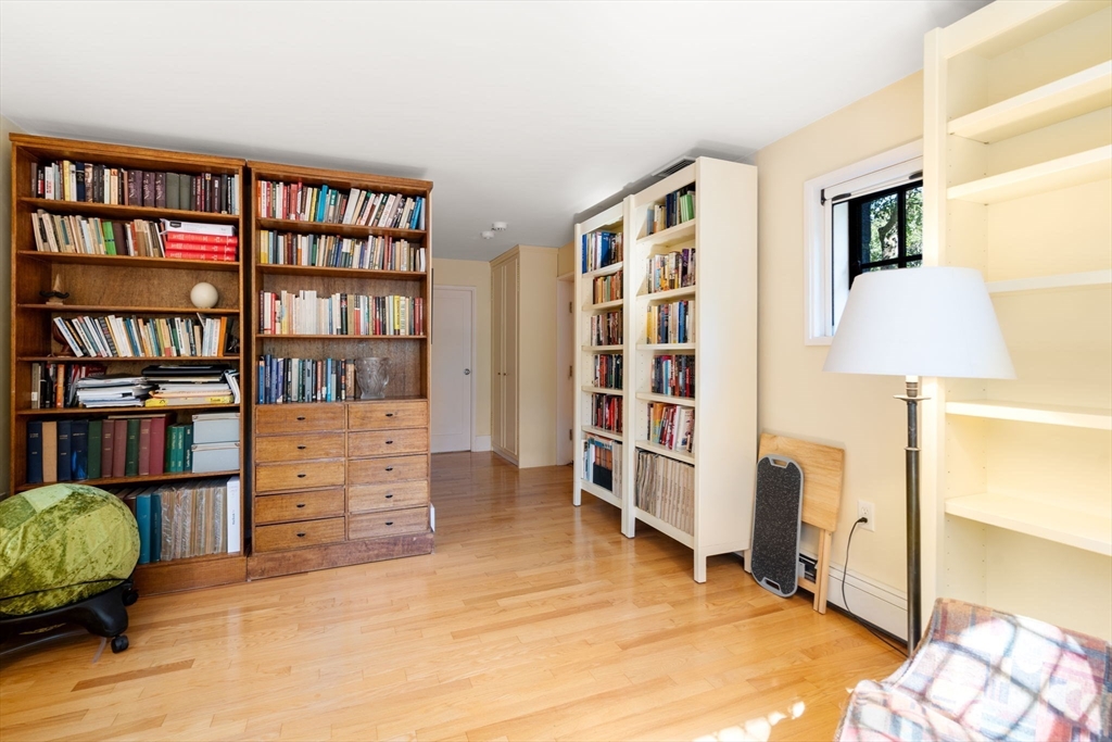 1 Aberdeen Road Weston, MA 02493 - Photo 12 of 28