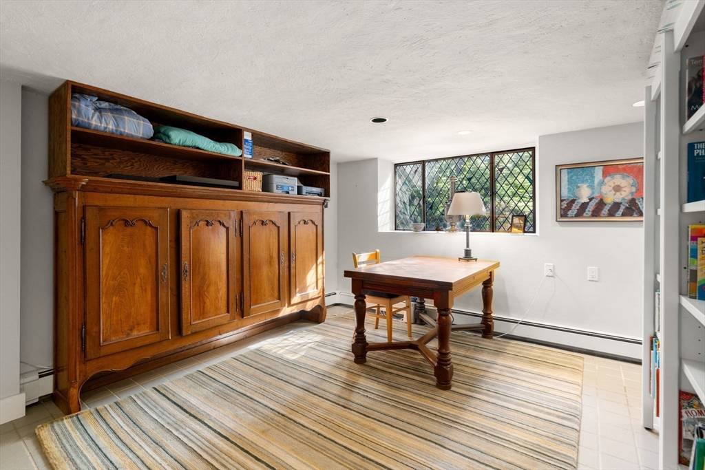 1 Aberdeen Road Weston, MA 02493 - Photo 14 of 28