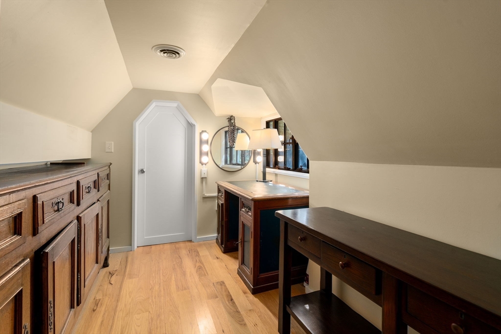 1 Aberdeen Road Weston, MA 02493 - Photo 19 of 28