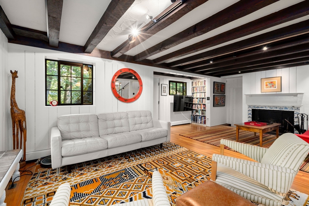 1 Aberdeen Road Weston, MA 02493 - Photo 4 of 28