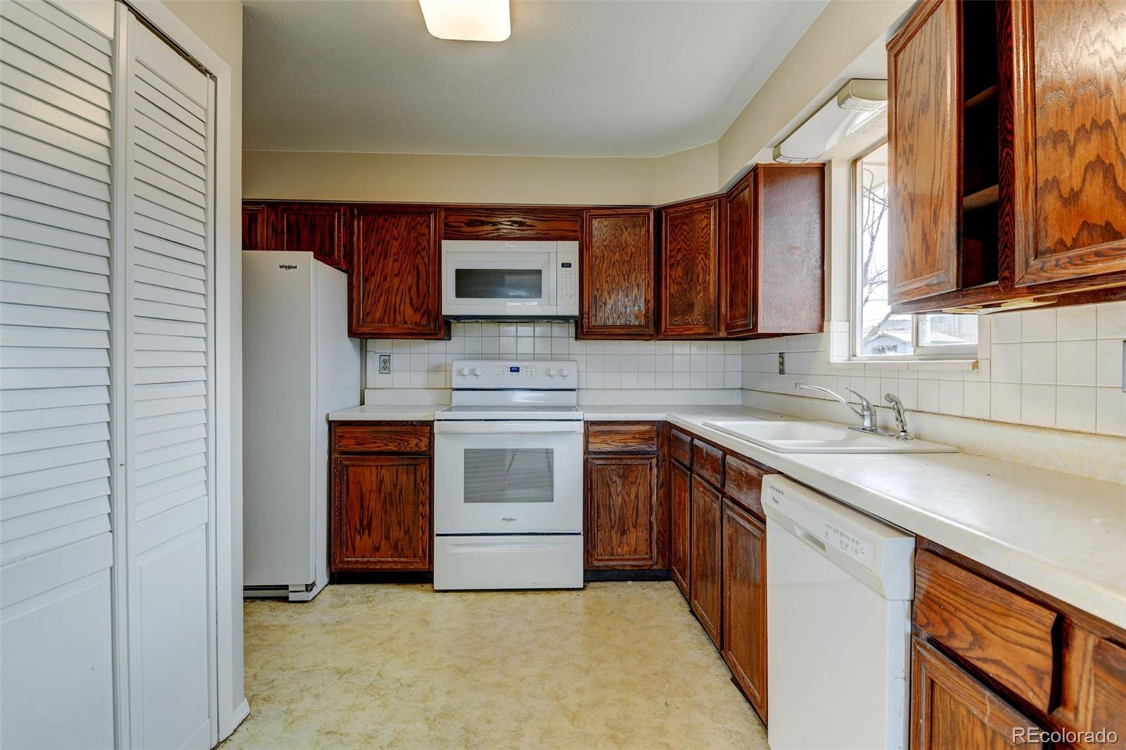 3385 Wright Street Wheat Ridge, CO 80033 - Photo 11 of 33 Gallery Image 11