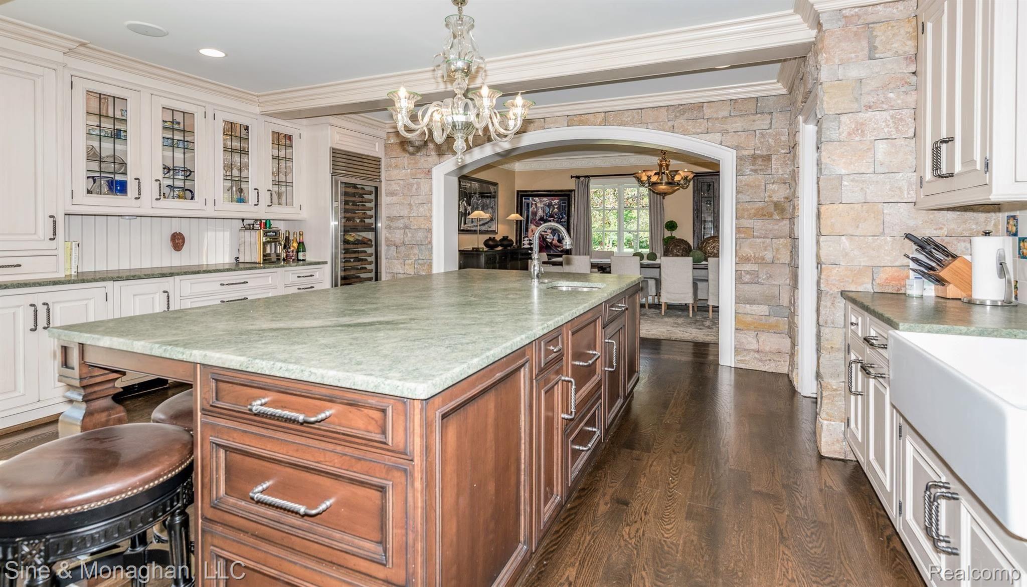 1040 Devonshire Road Grosse Pointe, MI 48230 - Photo 19 of 95 DSC_3601.jpg