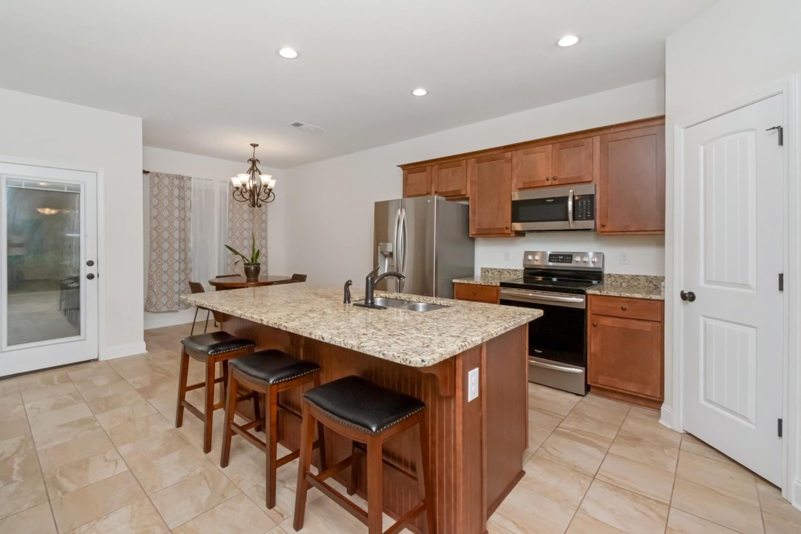 10714 Brodick Loop Daphne, AL 36527 - Photo 5 of 26 Kitchen