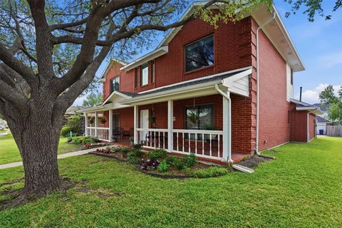 $429,500 | 2010 Walnut Creek Trail, Garland, TX 75040
