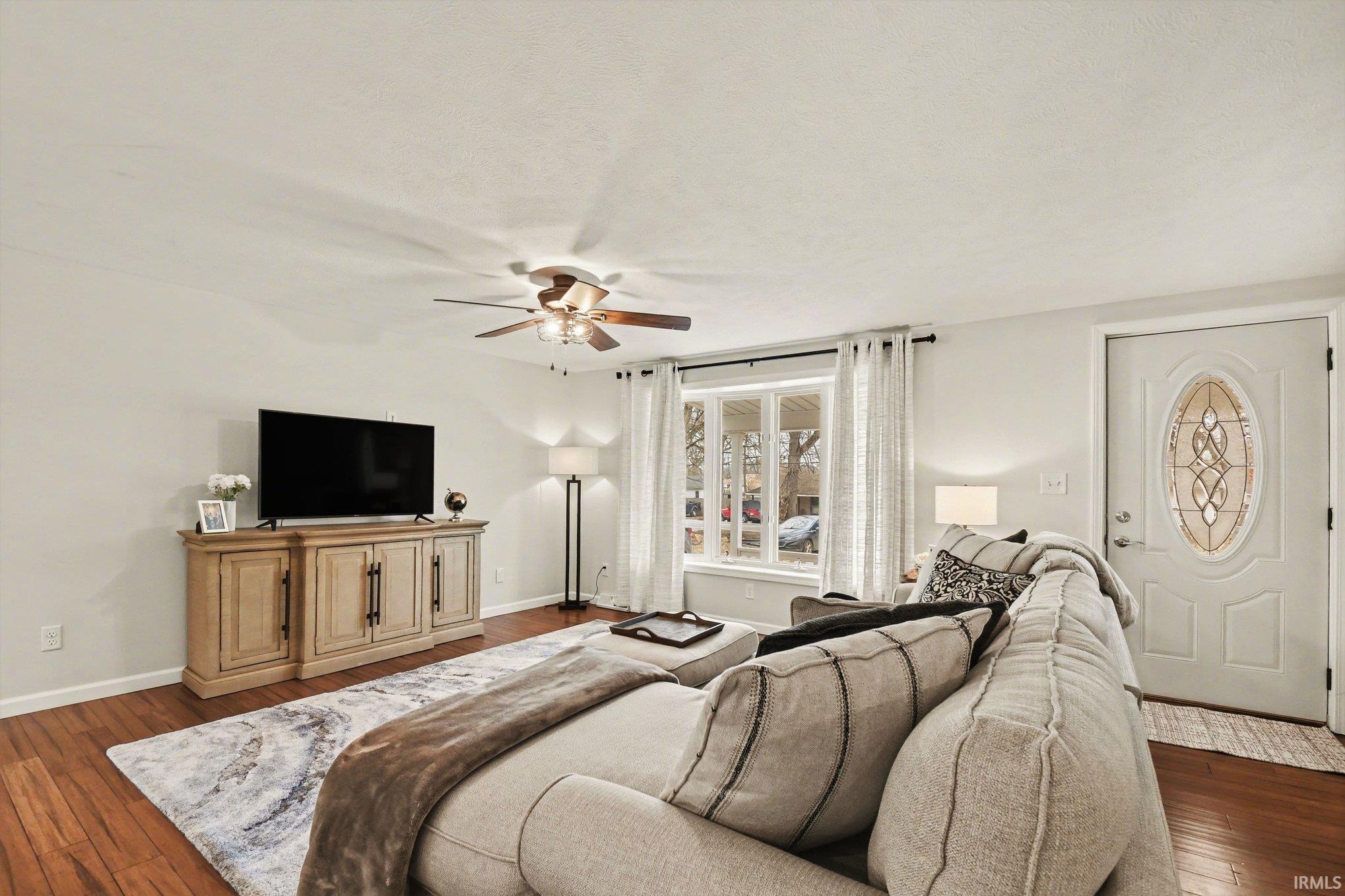 52600 Juniper Road South Bend, IN 46637 - Photo 2 of 27