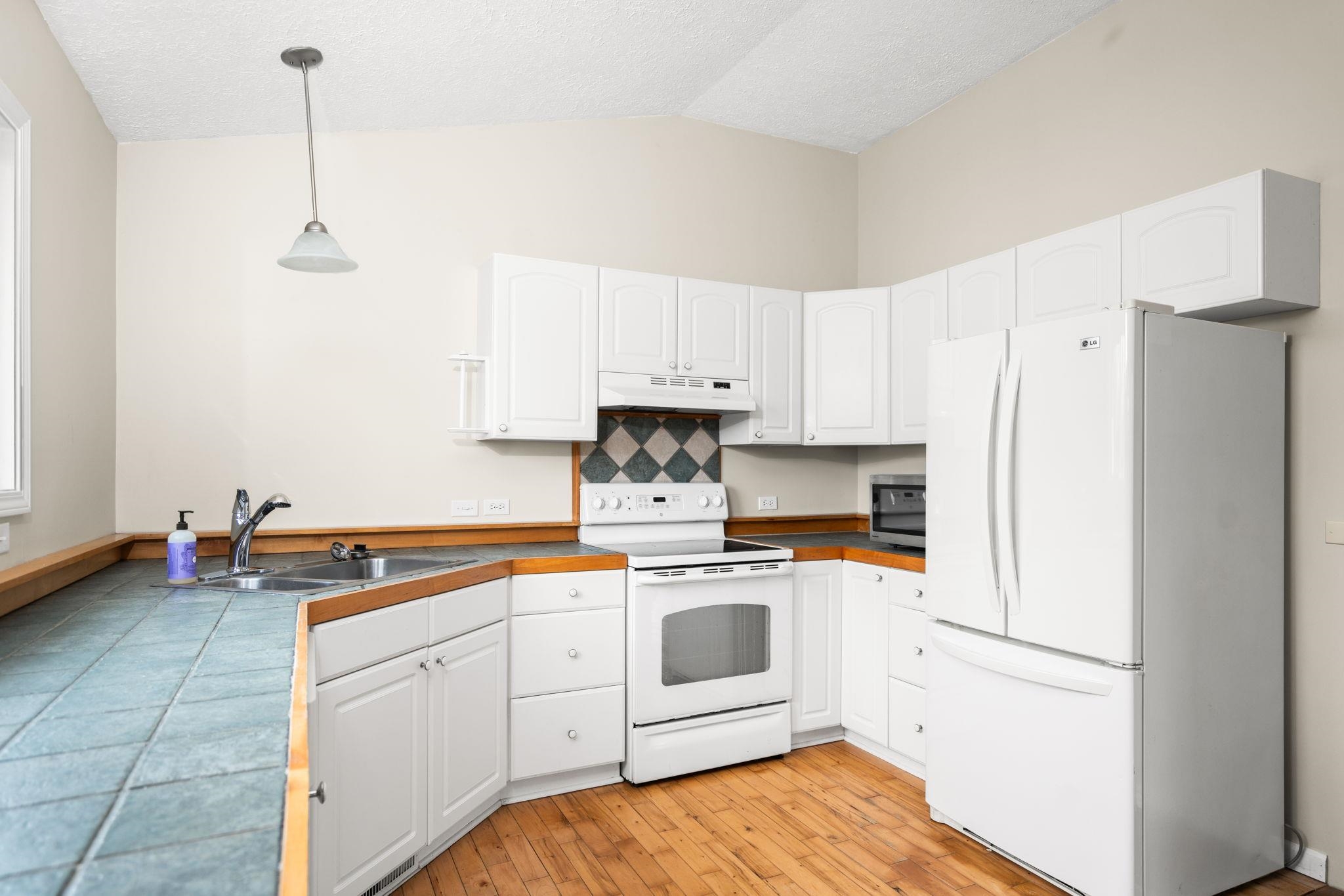 117 Rivershore Drive Elk Rapids, MI 49629 - Photo 22 of 51