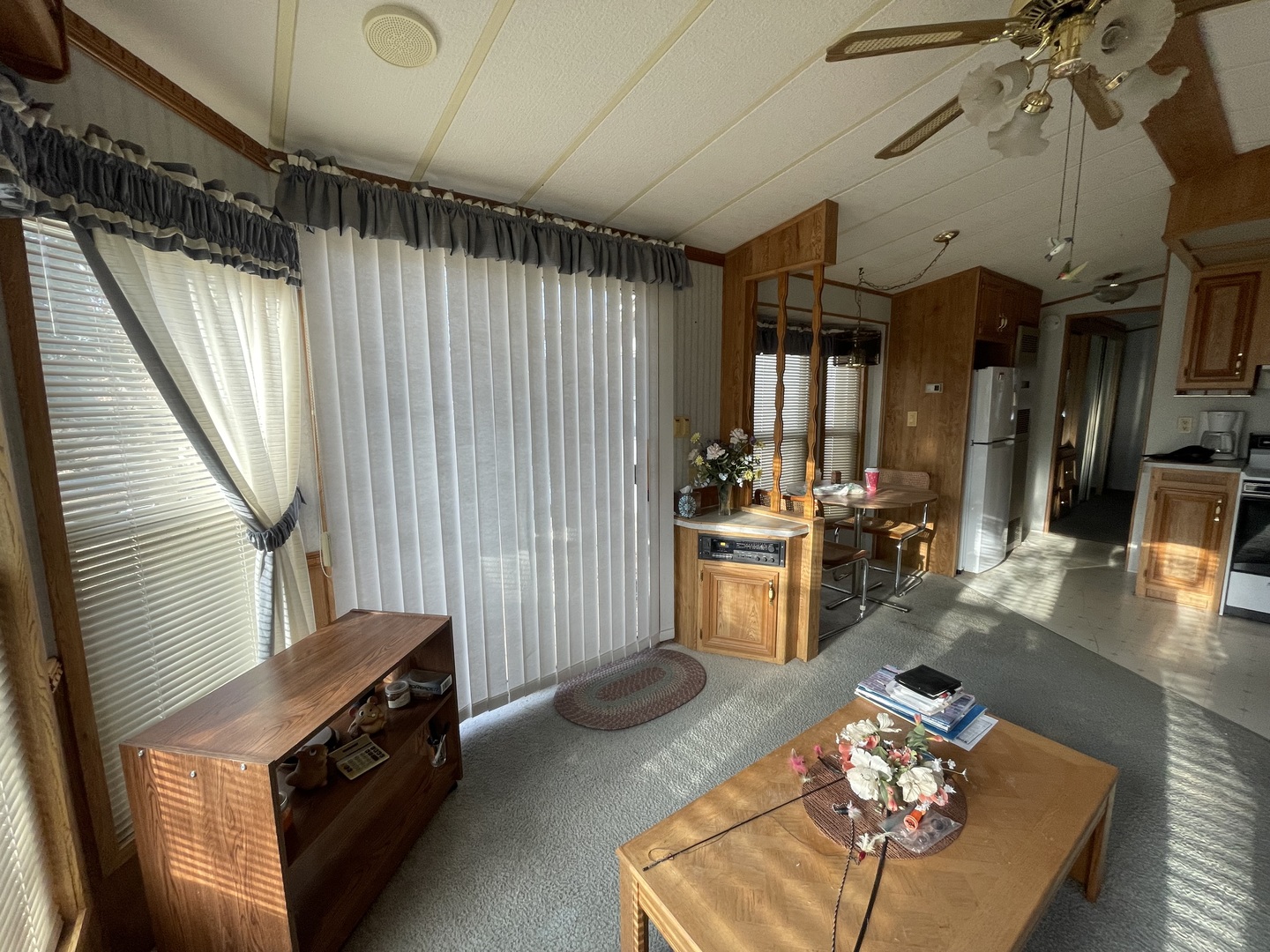26-204 Woodhaven Lakes Sublette, IL 61367 - Photo 5 of 17 a living room with furniture rug and window