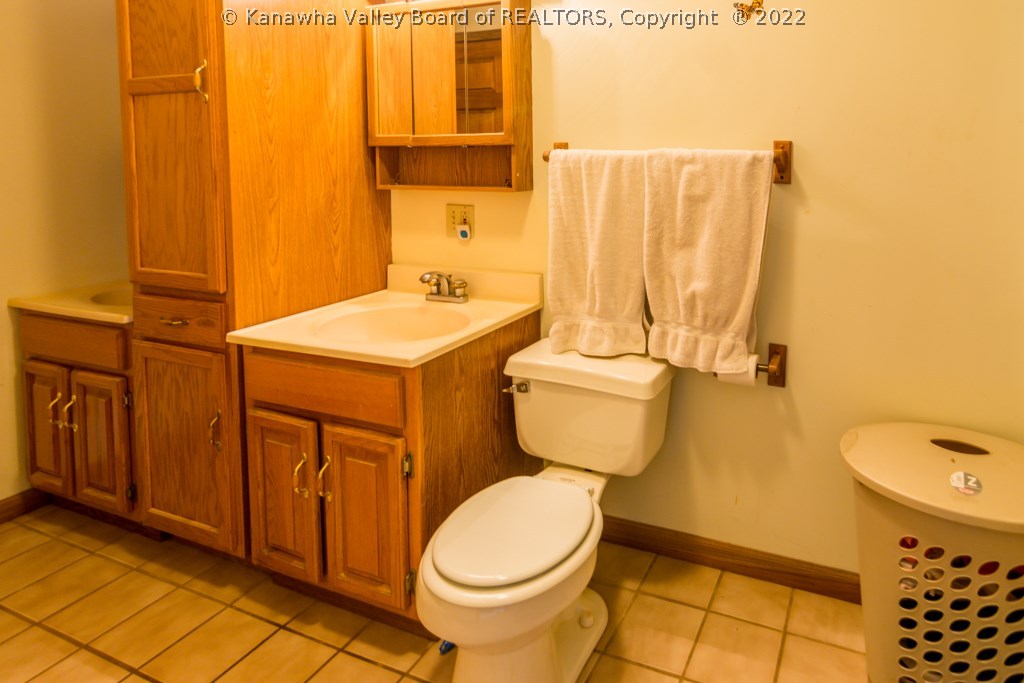 963 Flagrock Road Evans, WV 25241 - Photo 17 of 29 Gallery Image 17