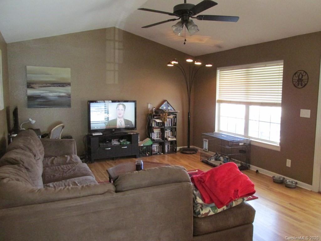 1165 Nicholson Cove Road Cullowhee, NC 28723 - Photo 9 of 26 Gallery Image 9