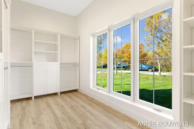 $1,090,000 | 6008 Hidden Crk Trail, Hamilton, MI 49419