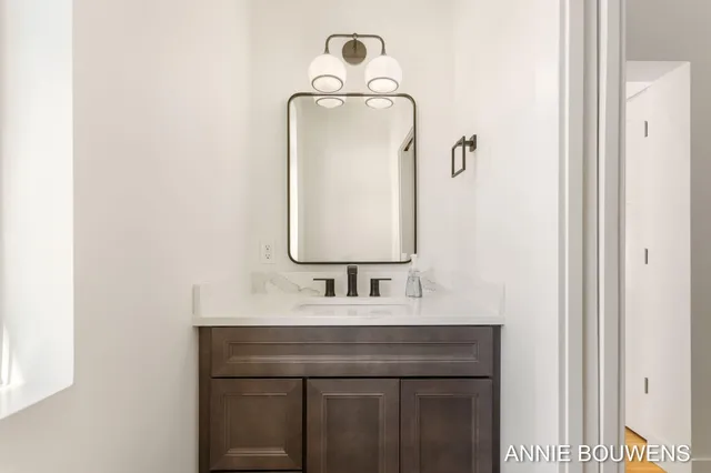 $1,090,000 | 6008 Hidden Crk Trail, Hamilton, MI 49419