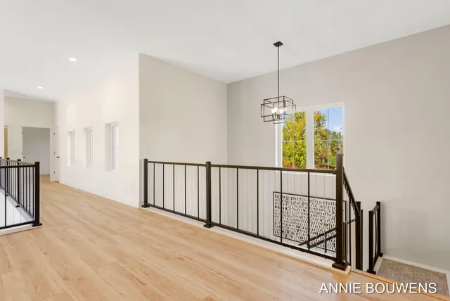 $1,090,000 | 6008 Hidden Crk Trail, Hamilton, MI 49419