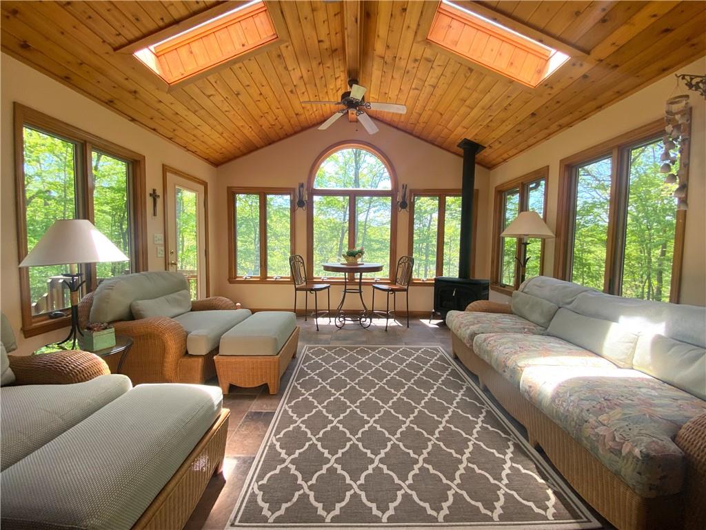160 Rudder Road Ligonier, PA 15658 - Photo 9 of 25 Gallery Image 9