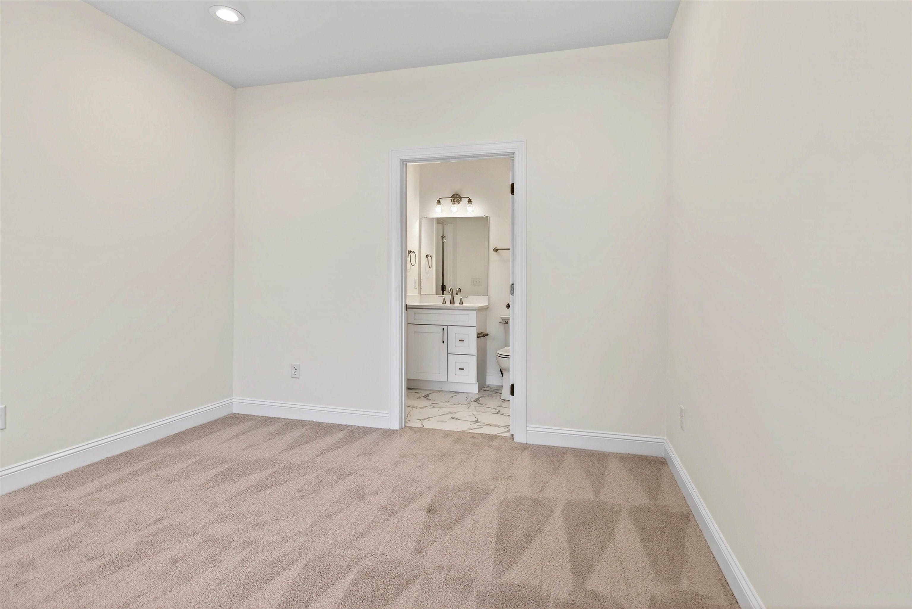 1700 A Street Waynesboro, VA 22980 - Photo 22 of 44 a view of empty room