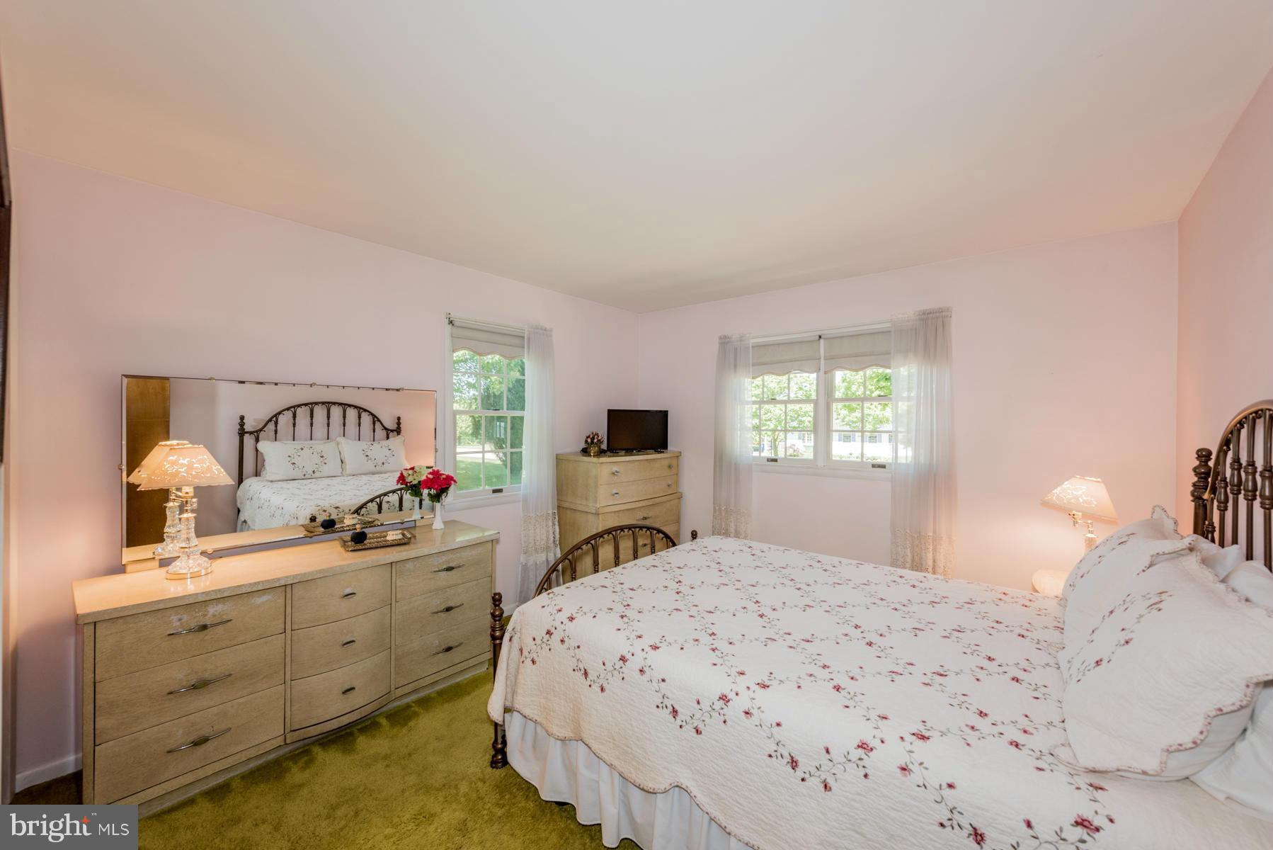 4842 Rollingtop Road Ellicott City, MD 21043 - Photo 18 of 28 Master Bedroom