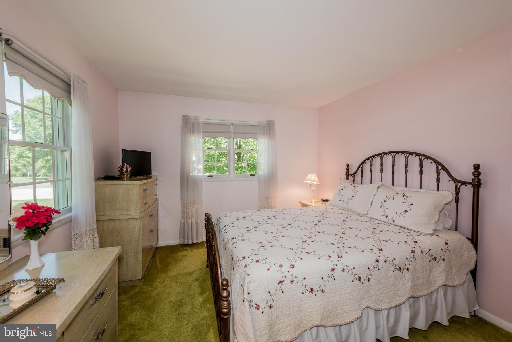 4842 Rollingtop Road Ellicott City, MD 21043 - Photo 19 of 28 Master Bedroom