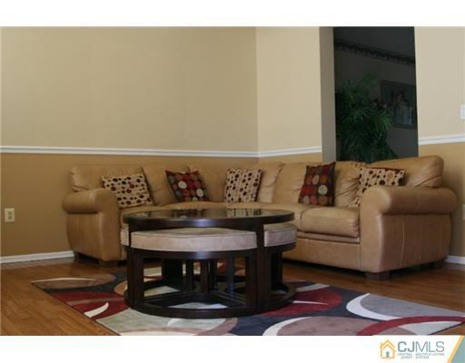48 Putnam Road Monmouth Junction, NJ 08852 - Photo 4 of 6 Gallery Image 4