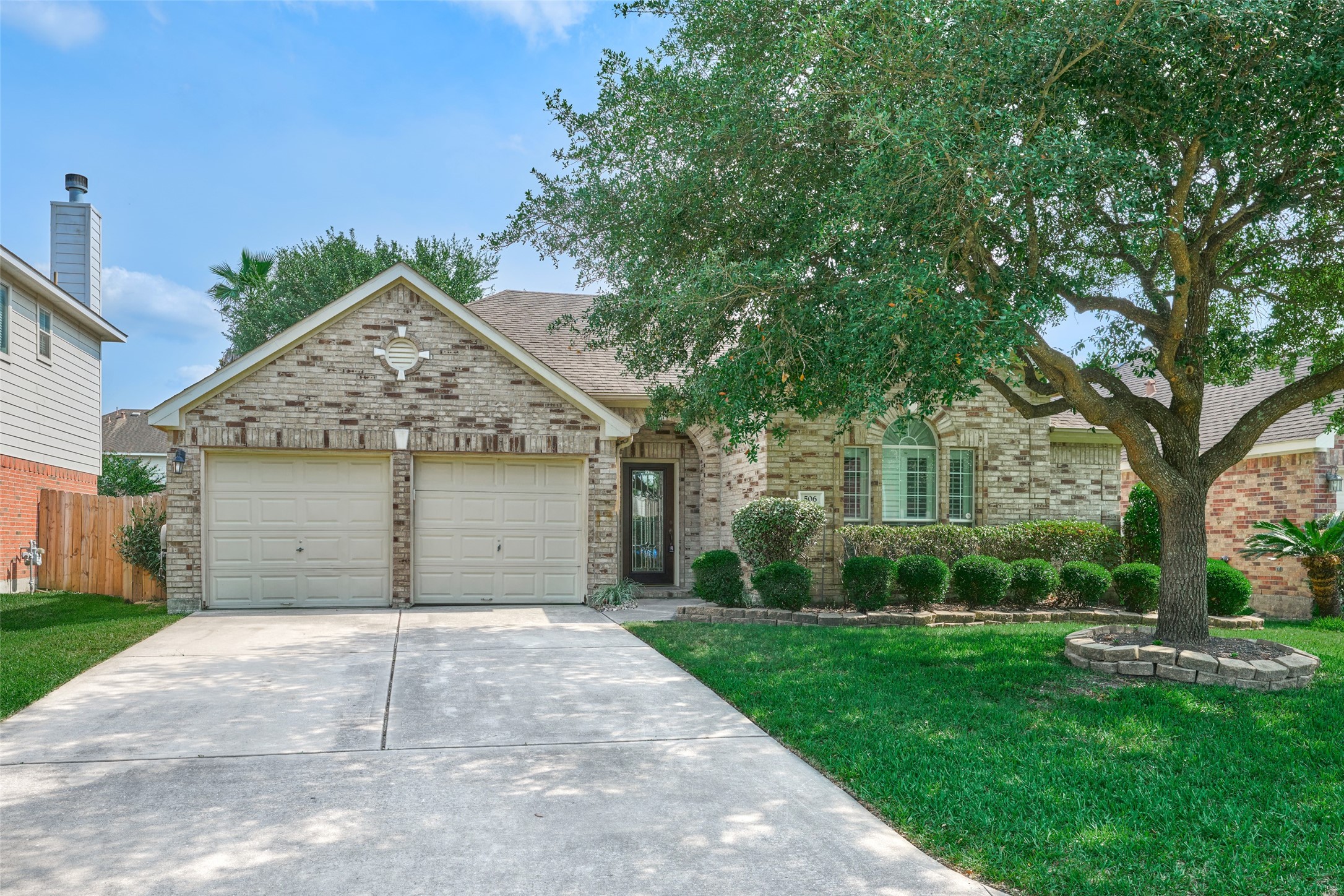506 Elm Ridge Drive Spring, TX 77386 - Photo 2 of 35