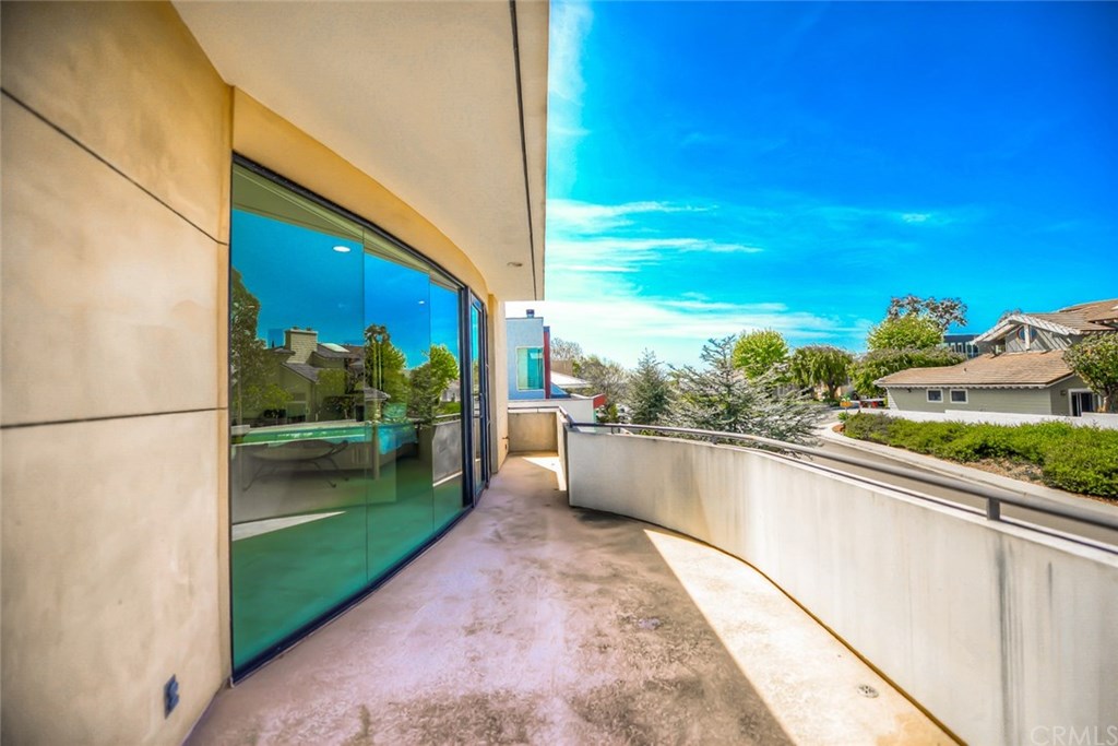 2831 Ridge Drive Laguna Beach, CA 92651 - Photo 36 of 49 a view of a balcony with lake view