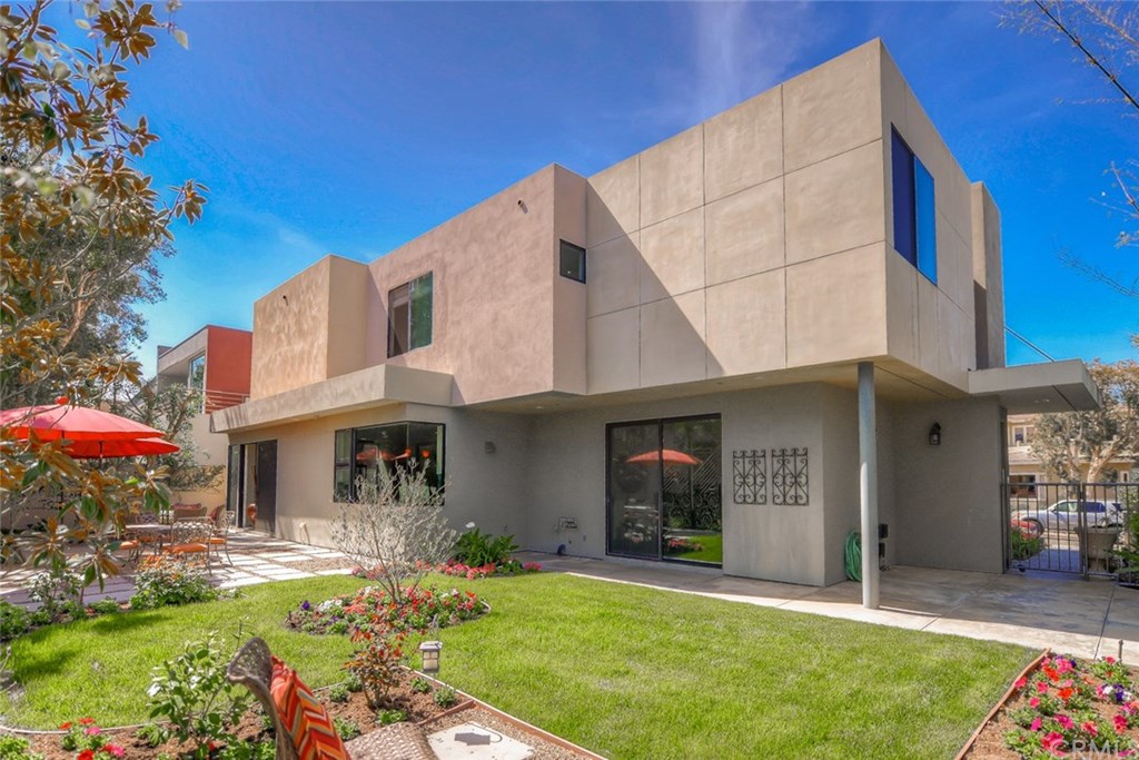 2831 Ridge Drive Laguna Beach, CA 92651 - Photo 48 of 49 a front view of a house with a yard and garage