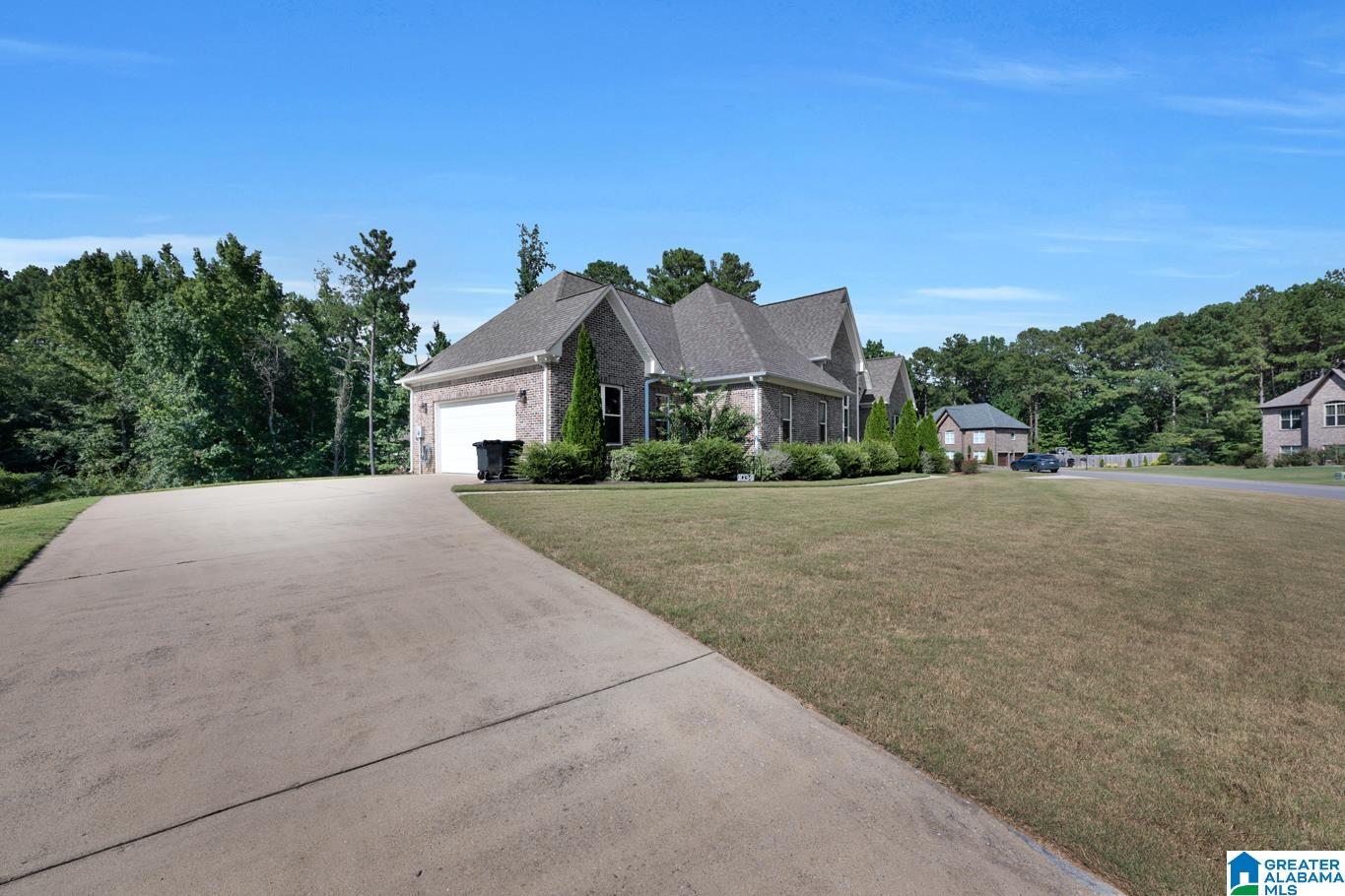 1034 Sedgefield Circle Morris, AL 35116 - Photo 2 of 48