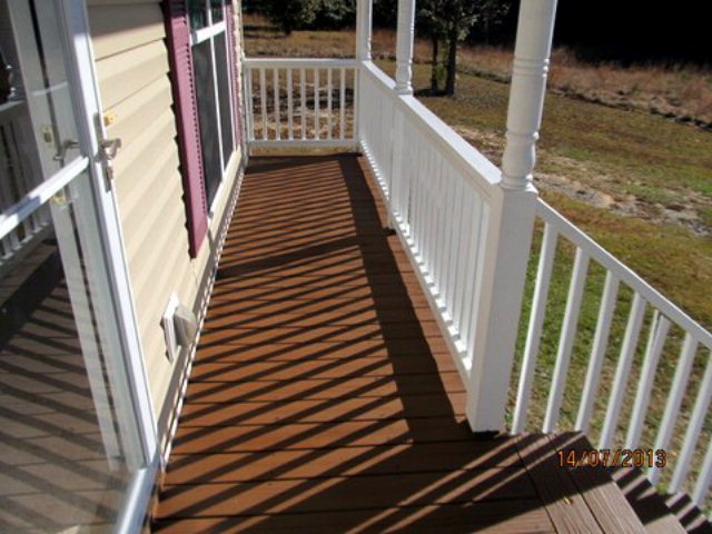 437 Comer Road Gray, GA 31032 - Photo 17 of 20 a view of a balcony with staircase