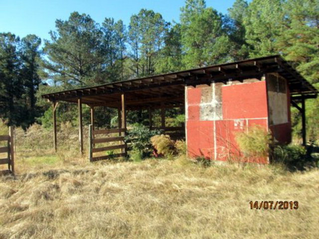 437 Comer Road Gray, GA 31032 - Photo 19 of 20 a view of outdoor space and porch