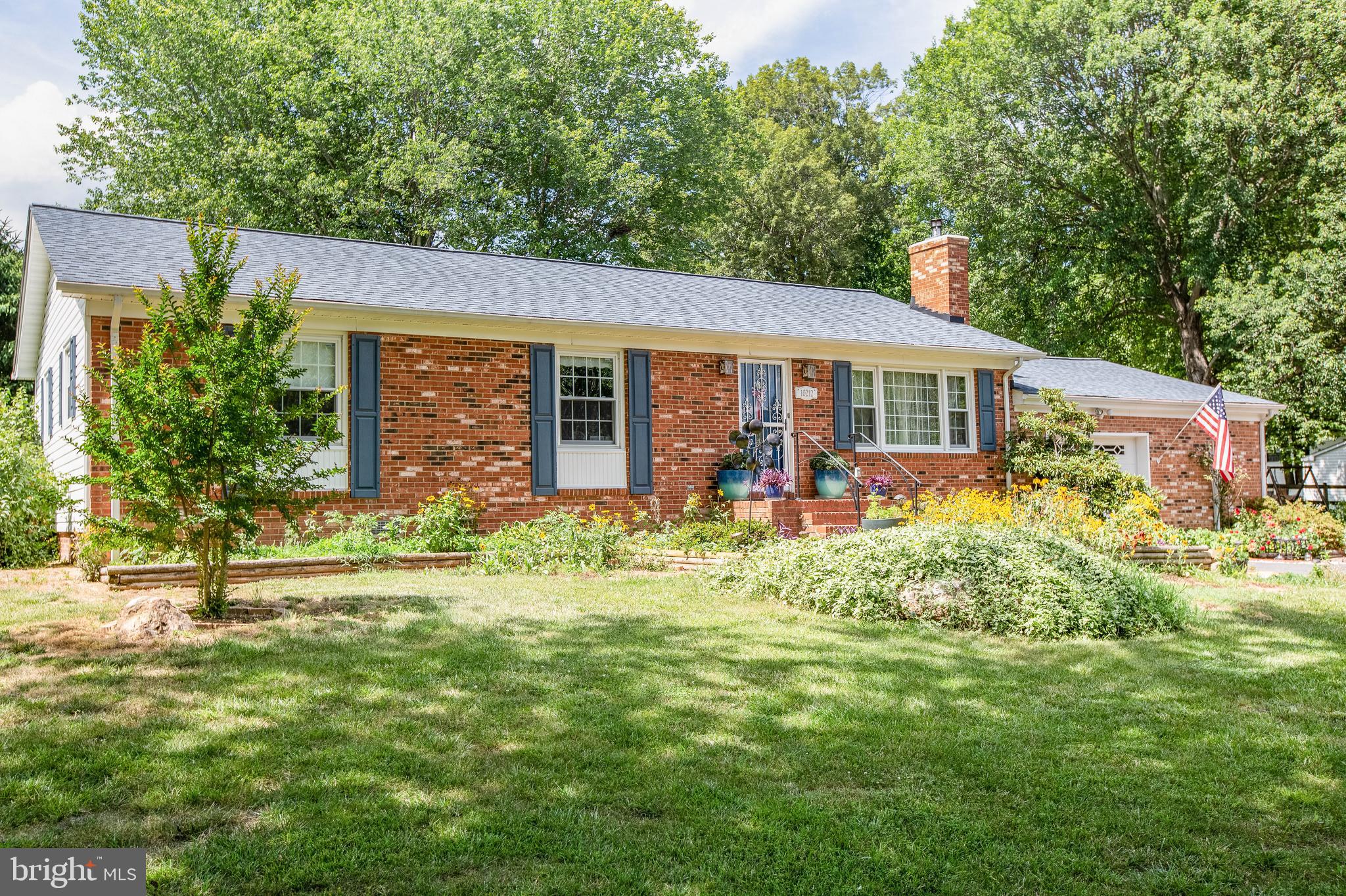 10212 Gordon Road Spotsylvania, VA 22553 - Photo 3 of 37 Front of Home