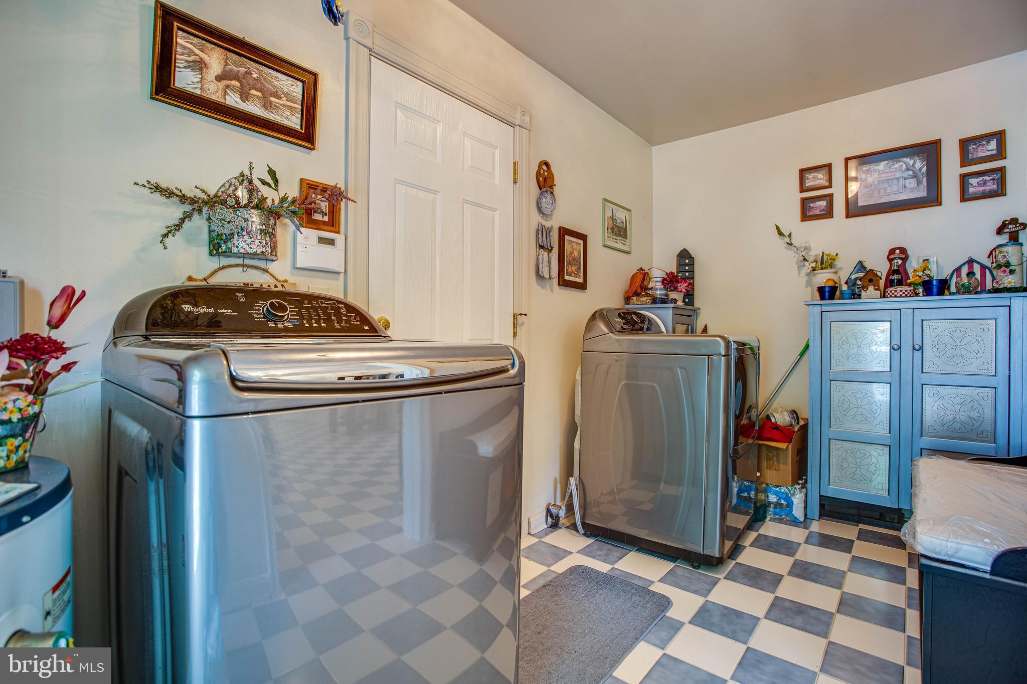 10212 Gordon Road Spotsylvania, VA 22553 - Photo 24 of 37 Laundry