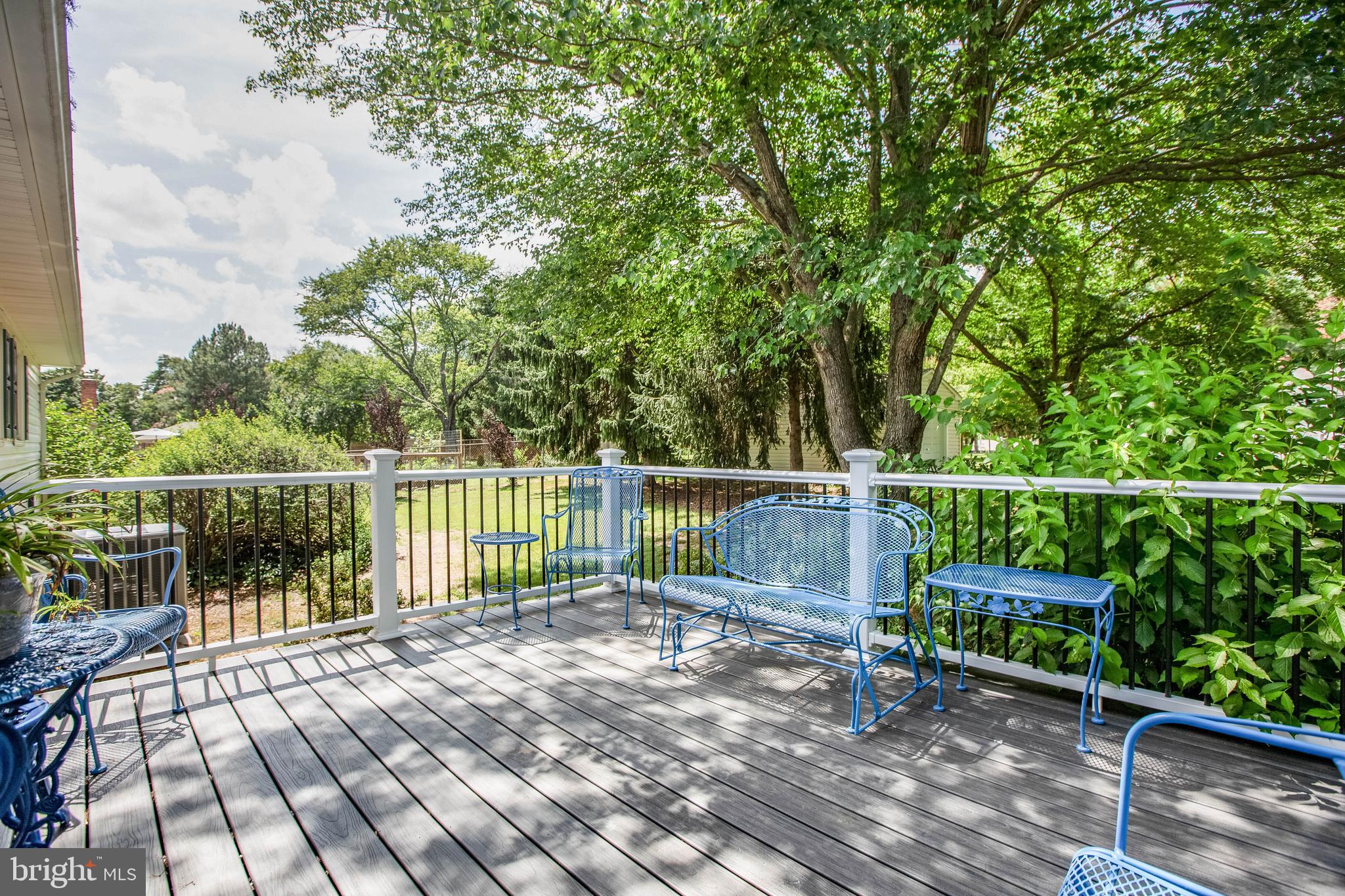 10212 Gordon Road Spotsylvania, VA 22553 - Photo 25 of 37 New Rear Composite Deck