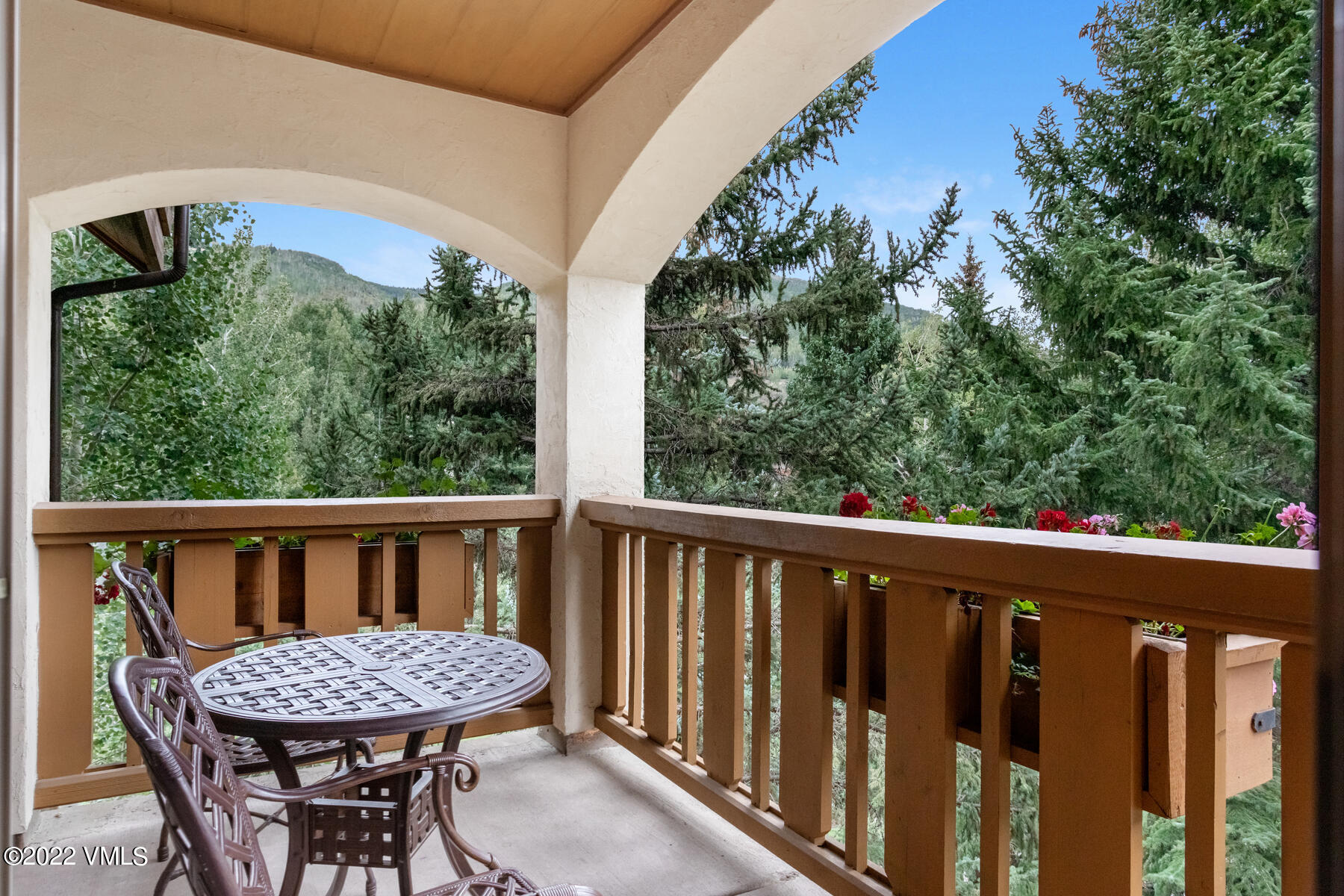 74 Willow Road, Unit 401D Vail, CO 81657 - Photo 19 of 29 a view of a balcony with furniture