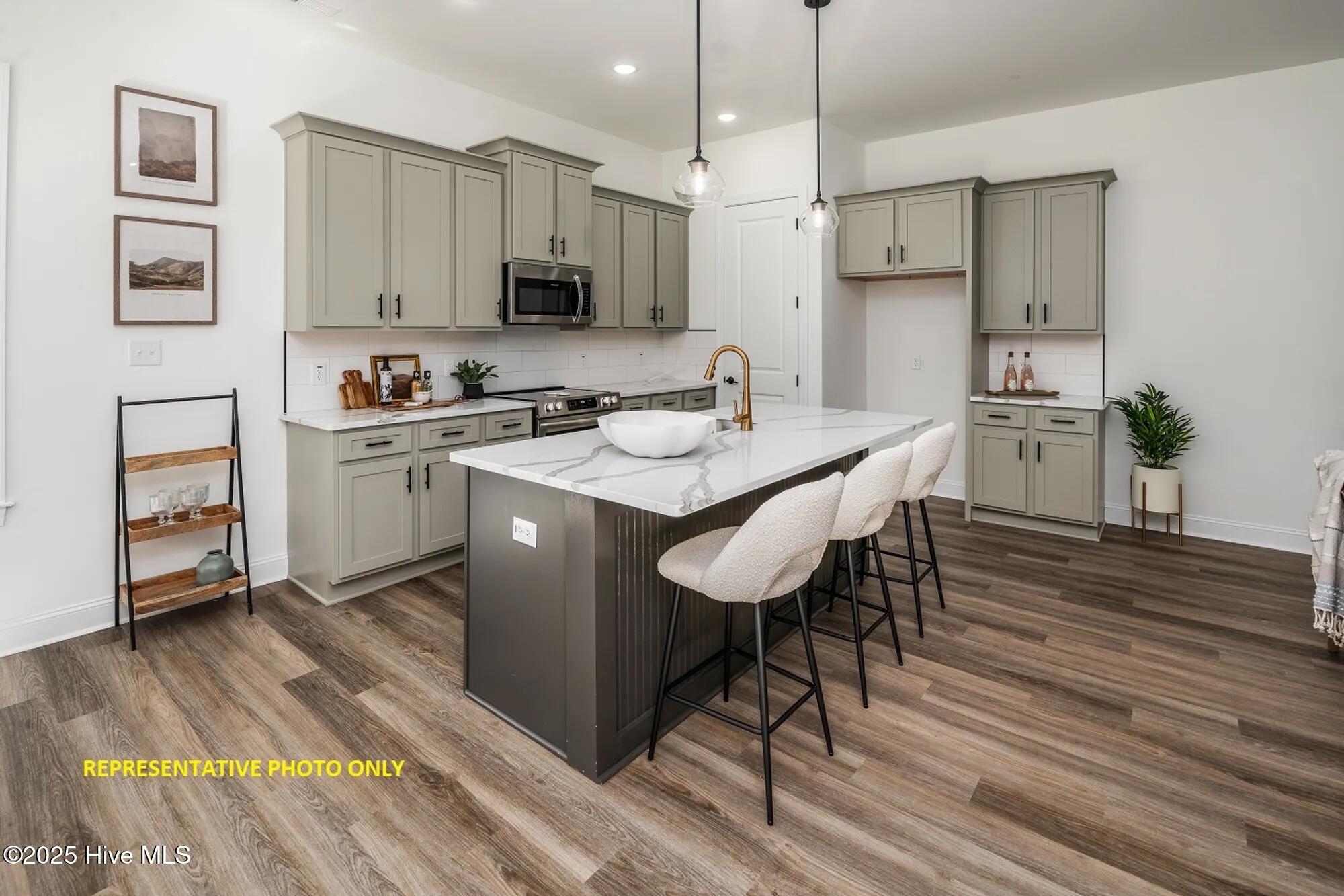 851 Fairway Road Ayden, NC 28513 - Photo 3 of 18 2000 (3)