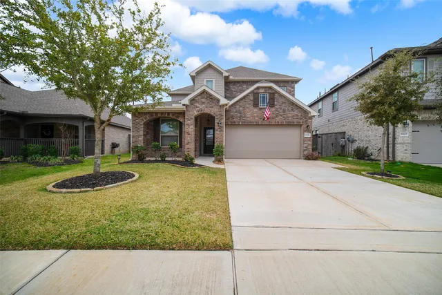 $400,000 | 20219 Creekdale Bend Drive, Cypress, TX 77433