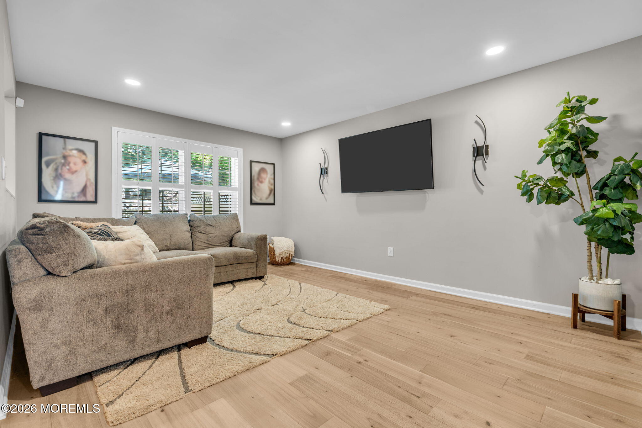 5 Painted Wagon Road, Unit 108 Holmdel, NJ 07733 - Photo 4 of 34 15-web-or-mls-DSC01337