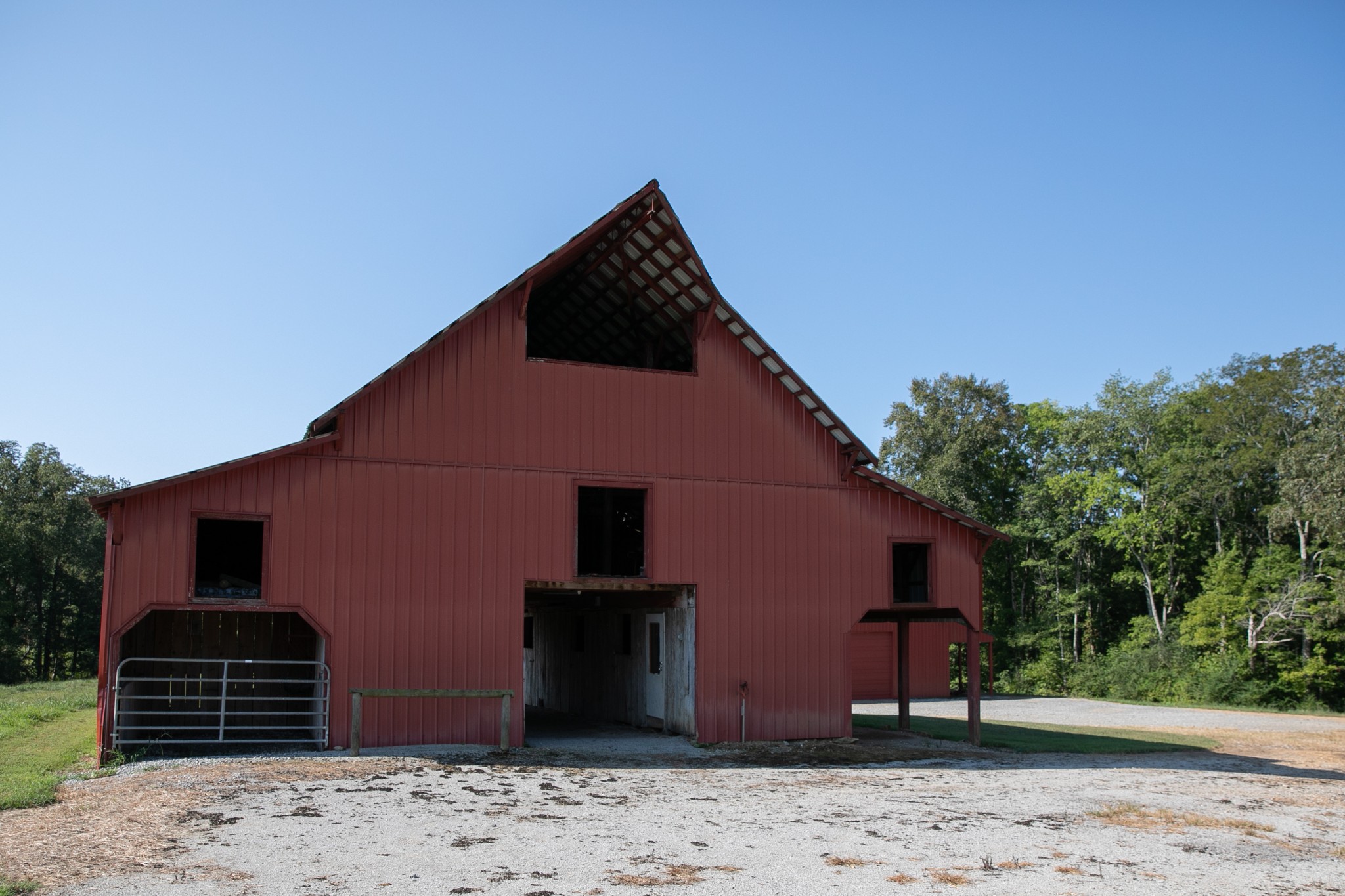 0 Collier Bend Road Charlotte, TN 37036 - Photo 46 of 77 a front view of a house with a yard