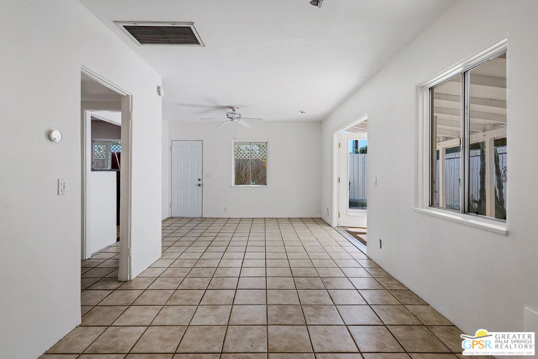 111 Canyon Rock Road Palm Springs, CA 92264 - Photo 26 of 34