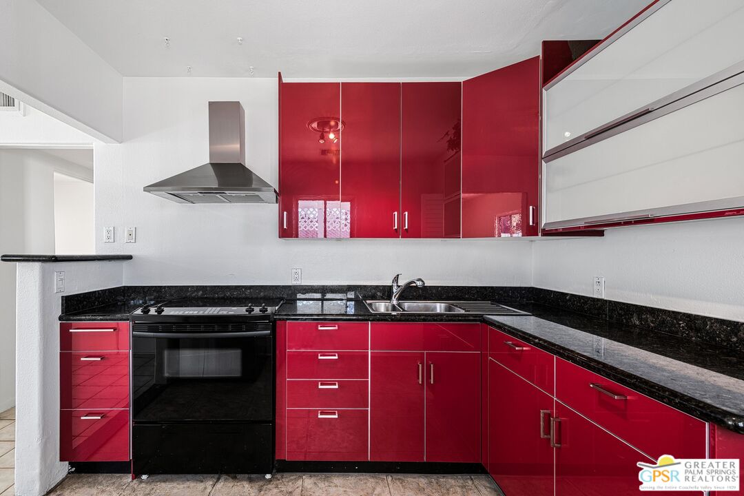 111 Canyon Rock Road Palm Springs, CA 92264 - Photo 31 of 34