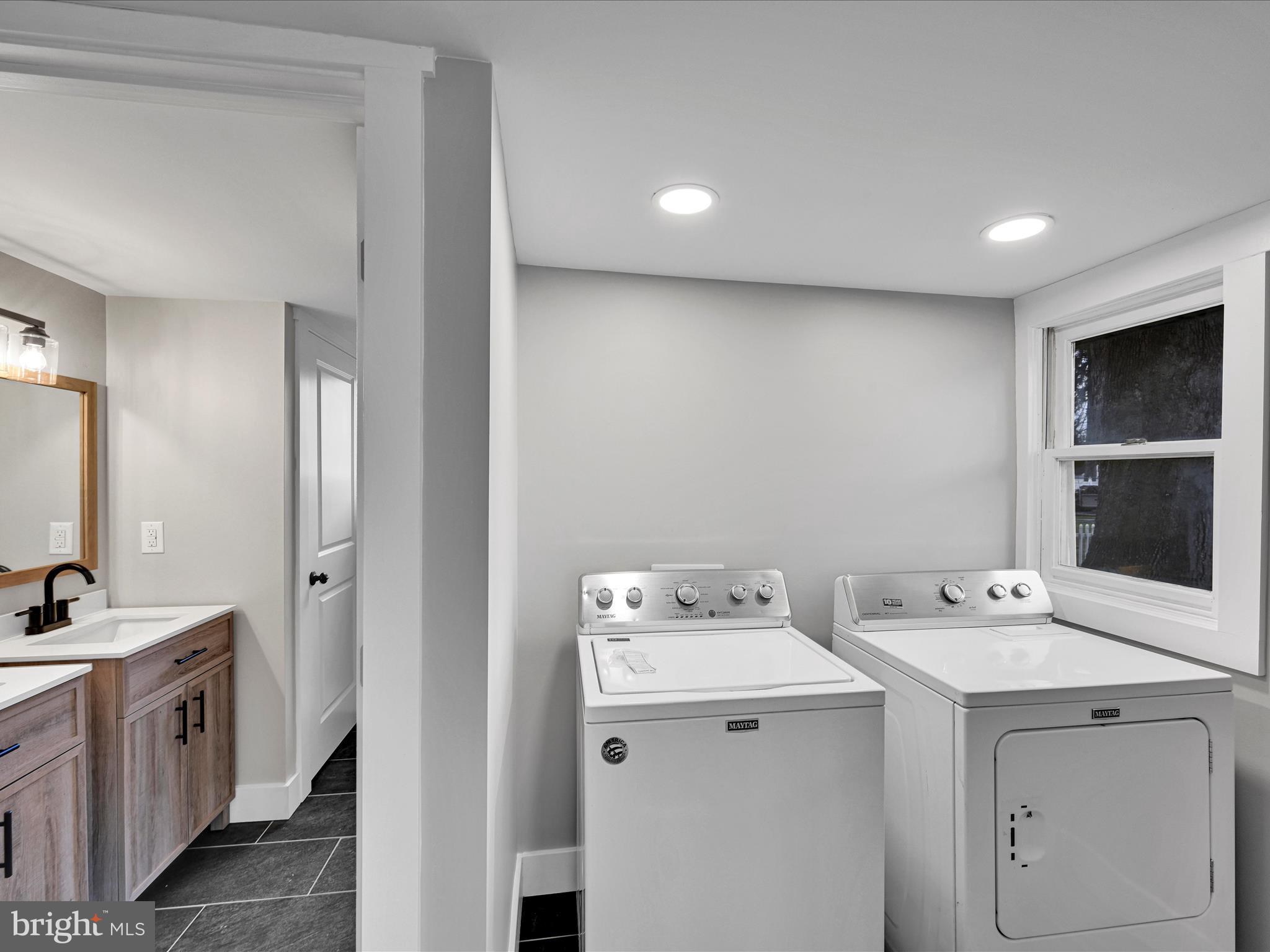 814 Rex Avenue Lebanon, PA 17042 - Photo 11 of 28 Laundry