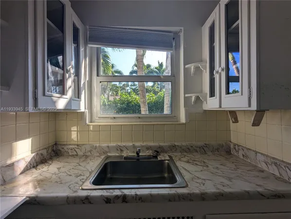 $1,450 | 437 Northeast 107th Street, Unit 2, Miami, FL 33161