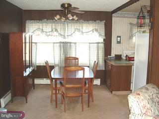57 Cactus Road Levittown, PA 19057 - Photo 3 of 6