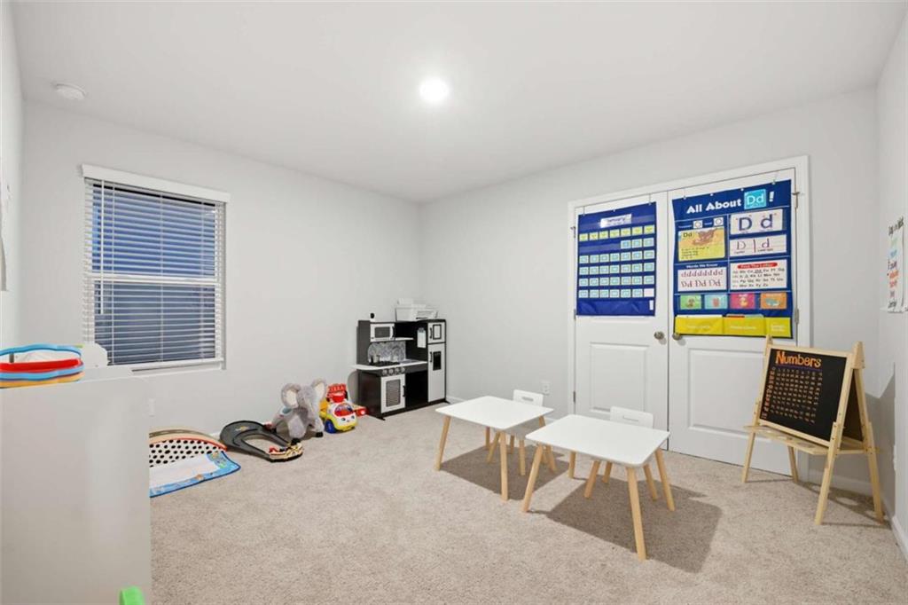 7129 Timberland Trail Lithonia, GA 30058 - Photo 32 of 43 a view of a livingroom with furniture