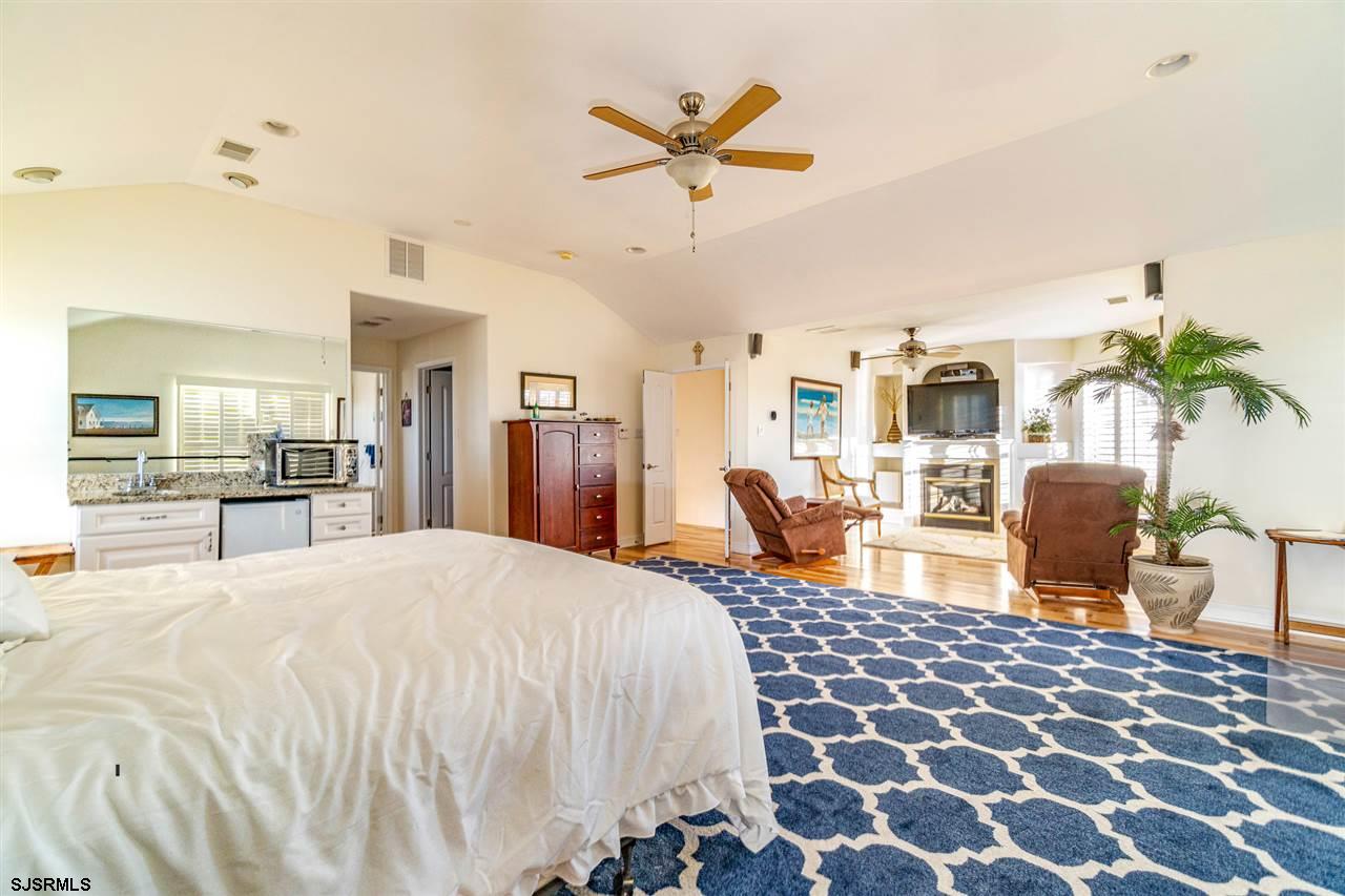 227 14th Street North Brigantine, NJ 08203 - Photo 15 of 25