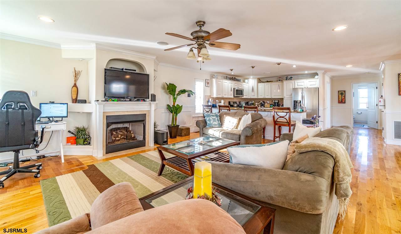 227 14th Street North Brigantine, NJ 08203 - Photo 3 of 25