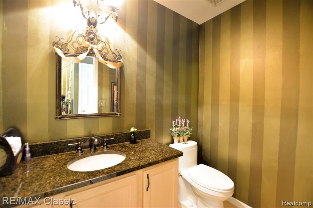 24321 Woodham Road Novi, MI 48374 - Photo 23 of 45