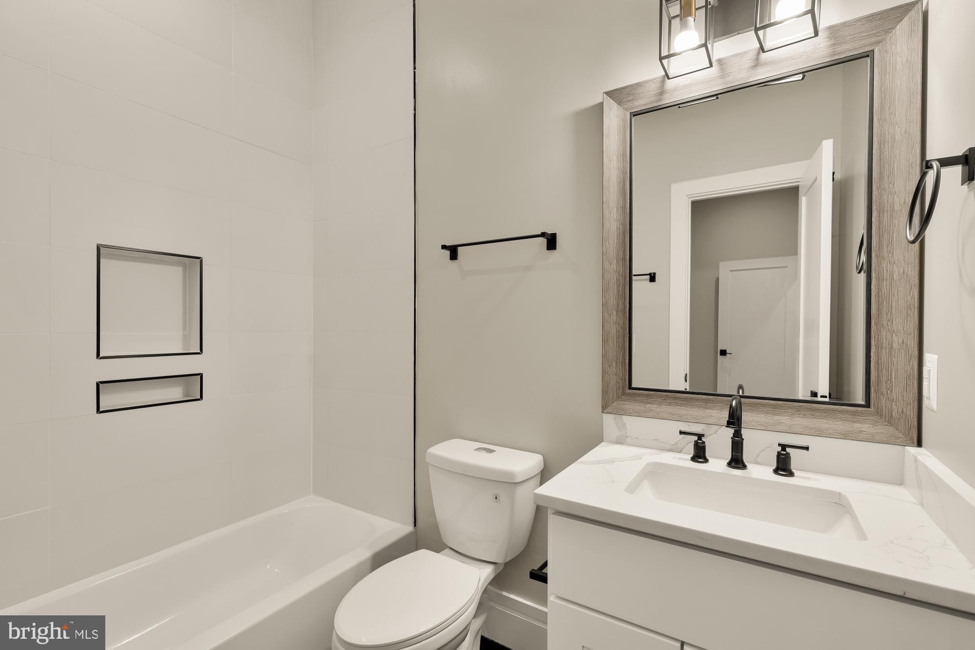 1310 Park Road Northwest Washington, DC 20010 - Photo 12 of 20