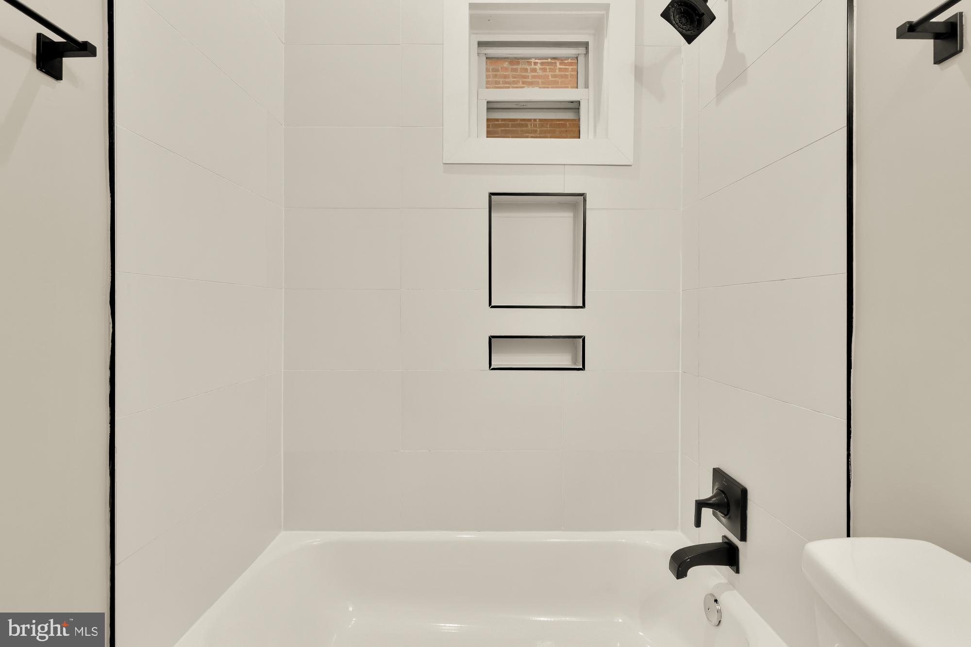 1310 Park Road Northwest Washington, DC 20010 - Photo 18 of 20